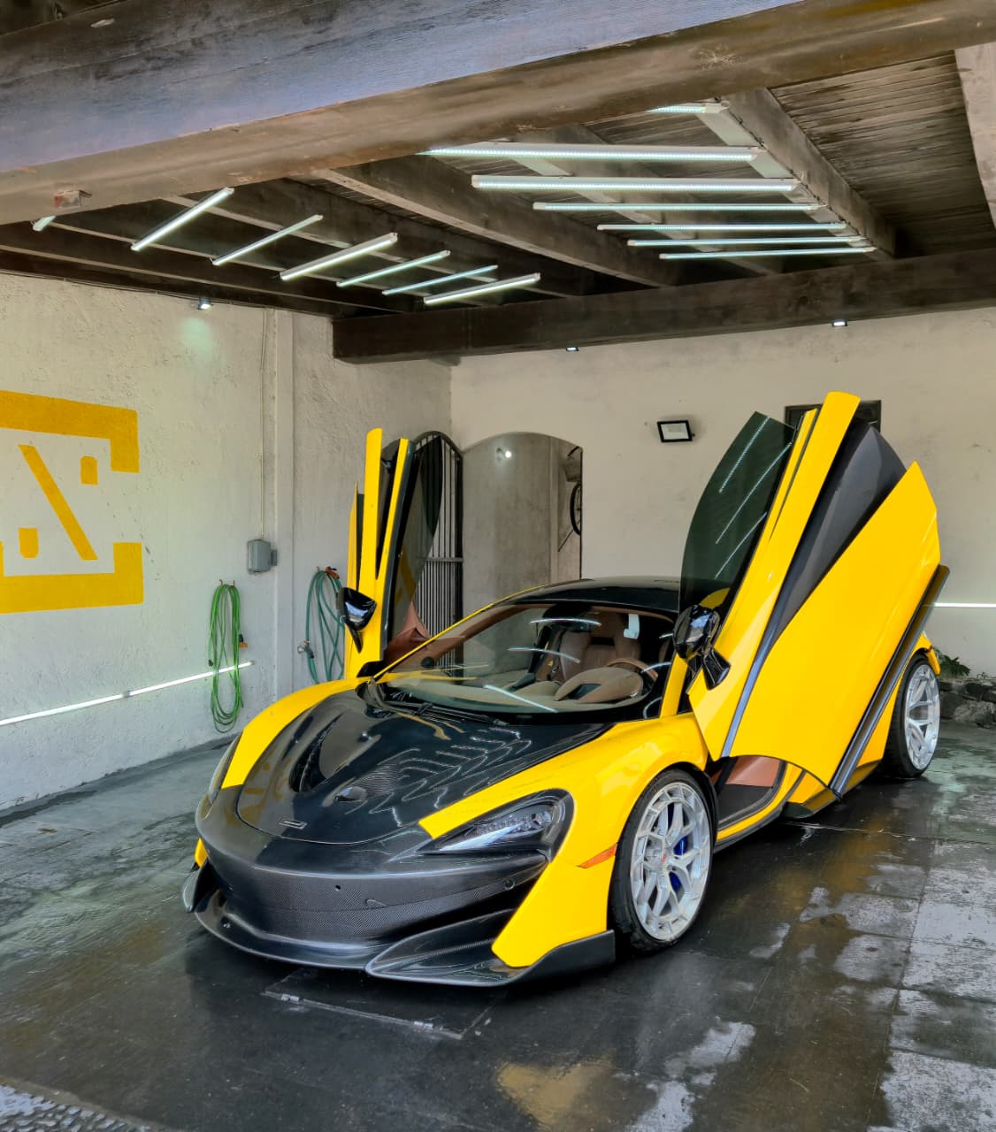 Servicio de detallado automotriz profesional en Querétaro - Minimal Car Detailing
